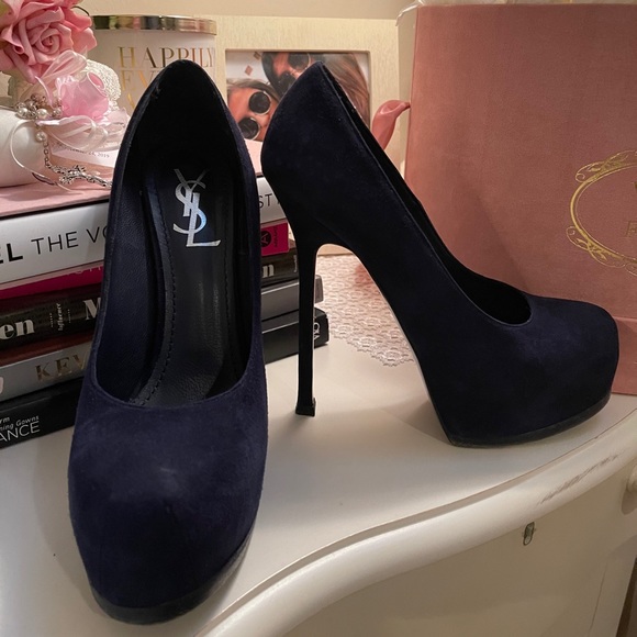 Pumps - Picture 1 of 6